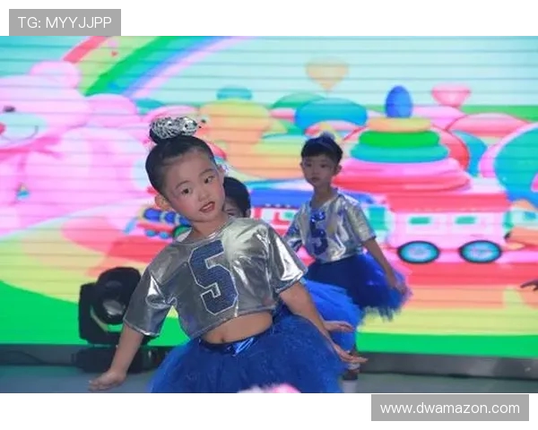 李静畅谈街舞之路：从初学者到舞台之星的心路历程